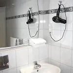 Hotel Adler Frankfurt 3*