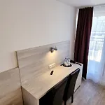 Hotel Adler Frankfurt 3*