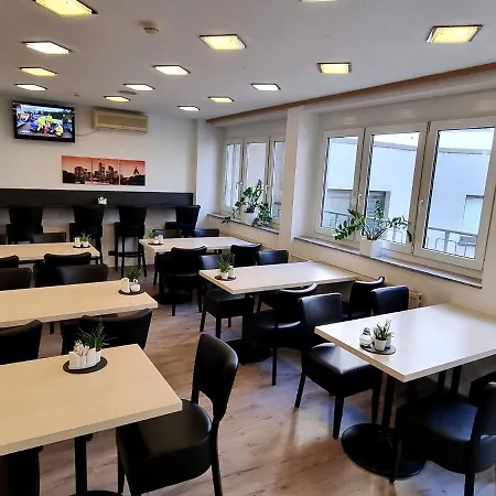 弗兰克福特埃德尔酒店 美因河畔法兰克福