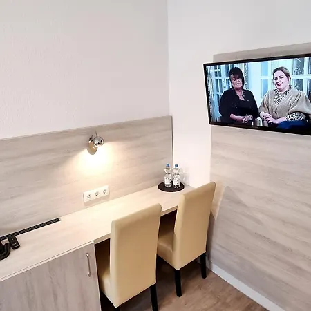 Ξενοδοχείο Adler Frankfurt 3*