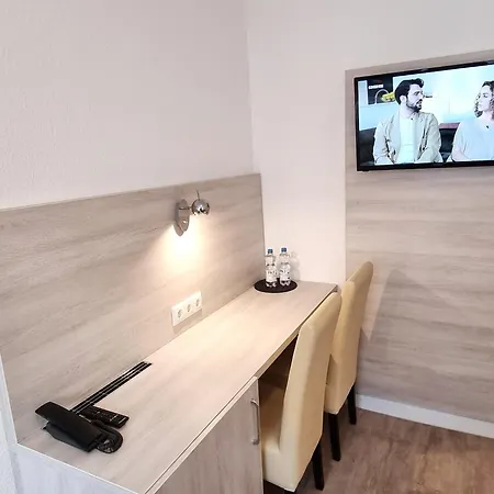 酒店 弗兰克福特埃德尔酒店
