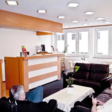 Adler Frankfurt Hotel 3*