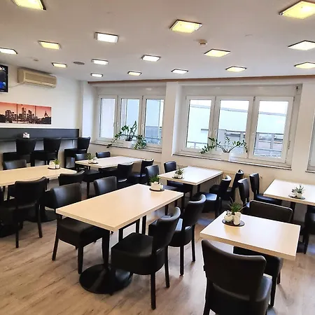 Adler Frankfurt Hotel
