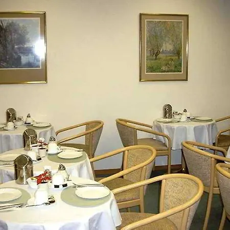 Adler Frankfurt Szálloda