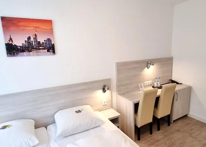 Adler Frankfurt 3*